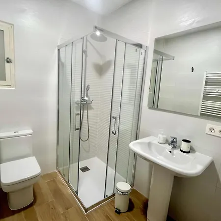 Espacios Blanco Santiago - Con Parking. Apartment Valladolid