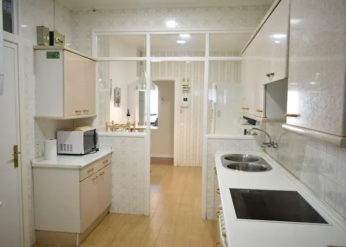 Espacios Blanco Santiago - Con Parking. * Valladolid