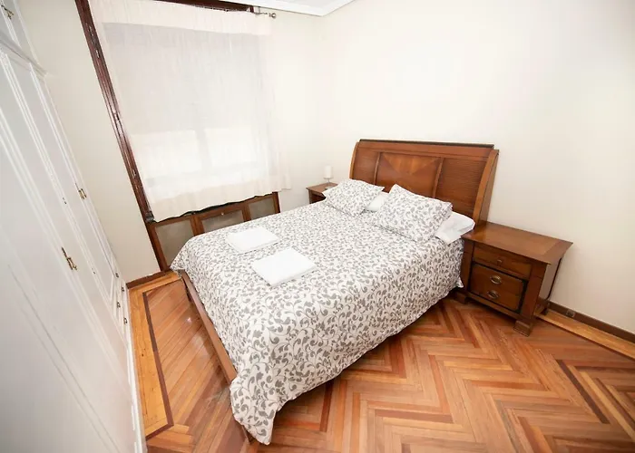 Espacios Blanco Santiago - Con Parking. Apartmán Valladolid